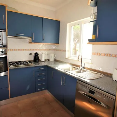 Sleeps 6 Air Con Wifi T608011 Villa