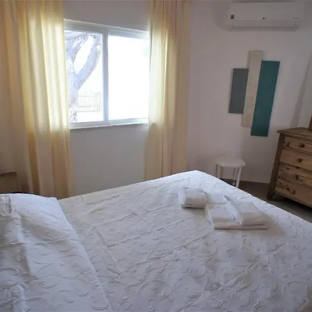 Villa Sleeps 6 Air Con Wifi T608011 Vale do Lobo